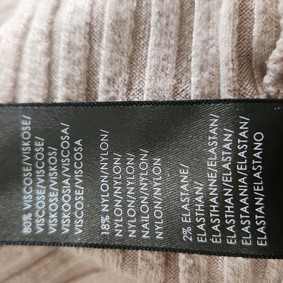 Liverpool Ribbed Sleeveless Top - Picture 5 of 5